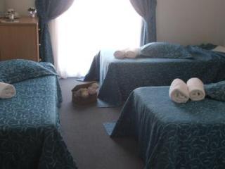 Watermill Hotel ไคริเนีย ภายนอก รูปภาพ