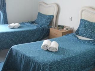 Watermill Hotel ไคริเนีย ภายนอก รูปภาพ